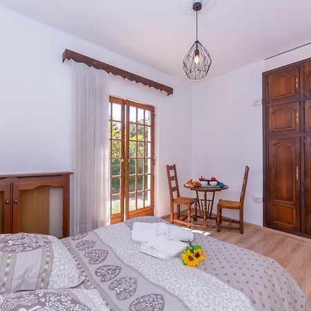 Villa Martine Au Bord Du Lac - Happy Rentals Cadrezzate エクステリア 写真
