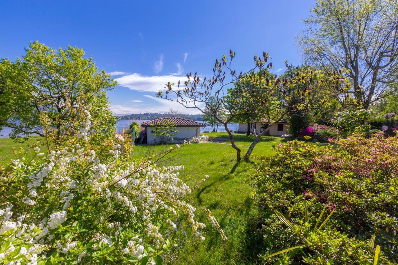 Villa Martine Au Bord Du Lac - Happy Rentals Cadrezzate エクステリア 写真