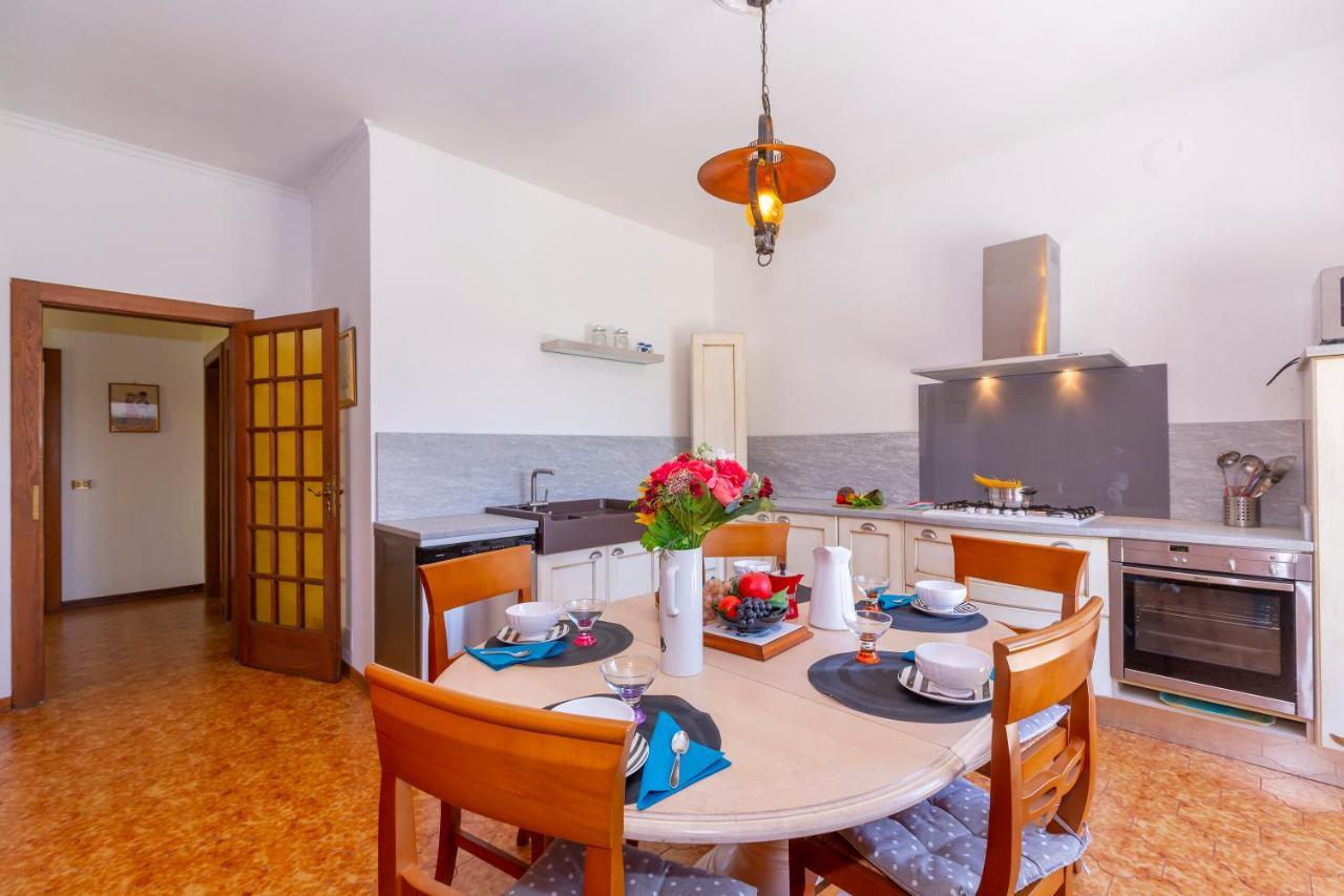 Villa Martine Au Bord Du Lac - Happy Rentals Cadrezzate エクステリア 写真