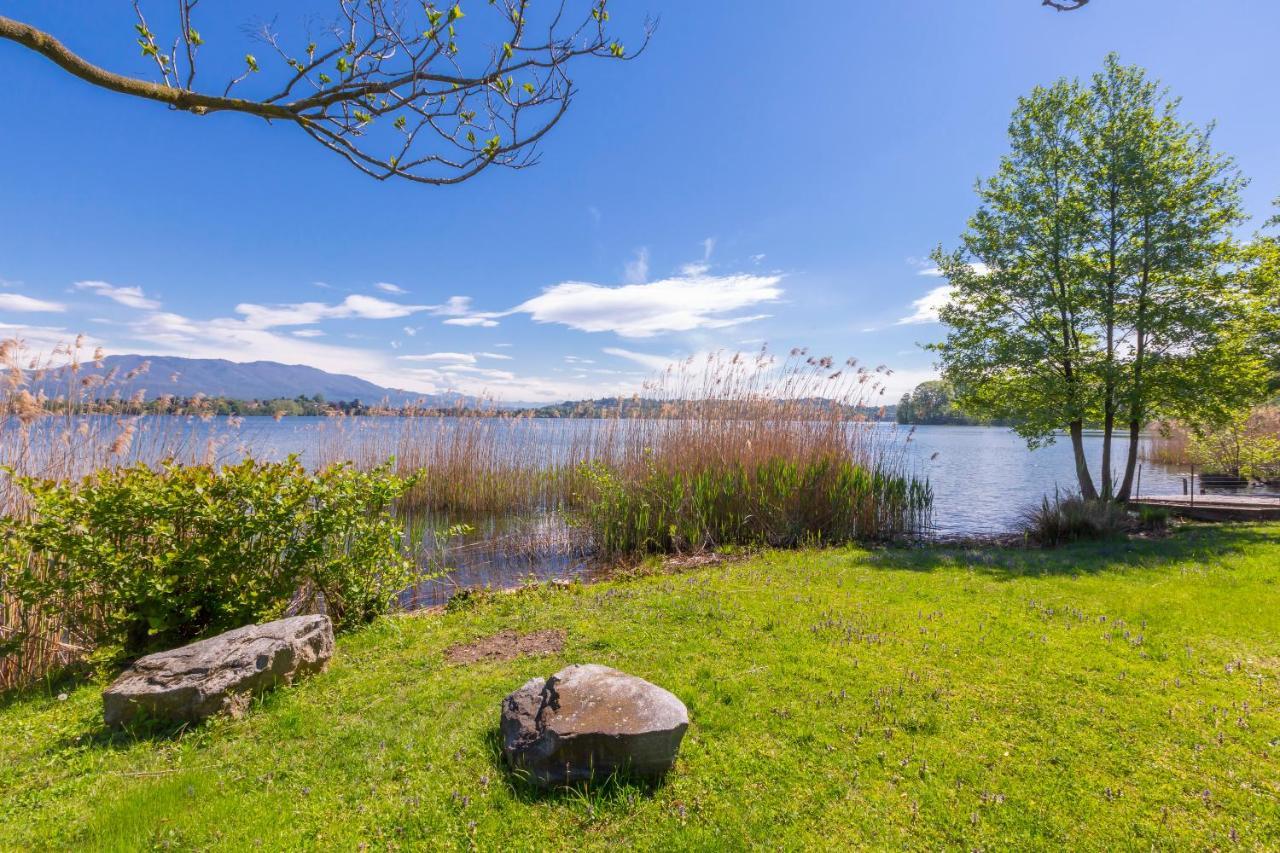 Villa Martine Au Bord Du Lac - Happy Rentals Cadrezzate エクステリア 写真